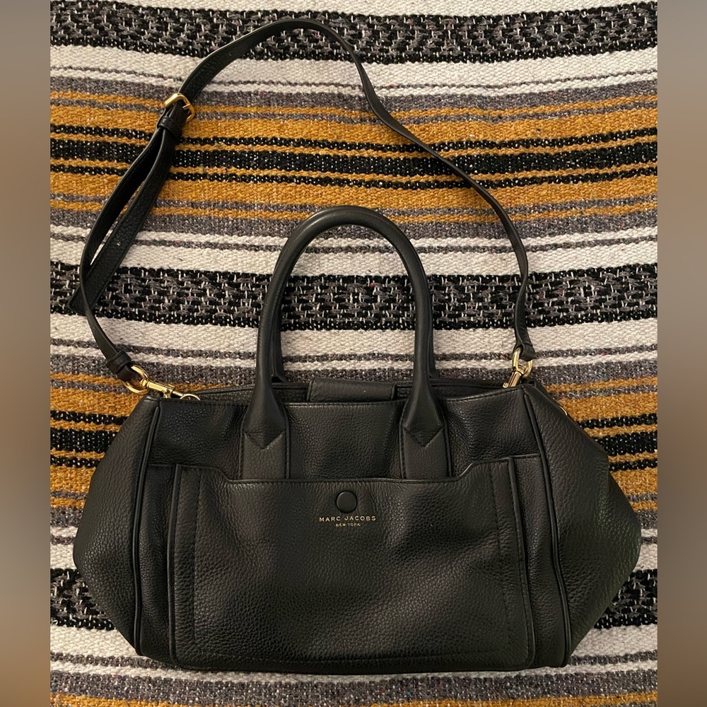 Marc Jacobs black leather purse
